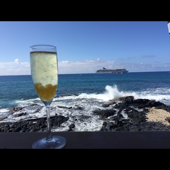 Meet your Posher, Jennifer - Picture 3 of 4